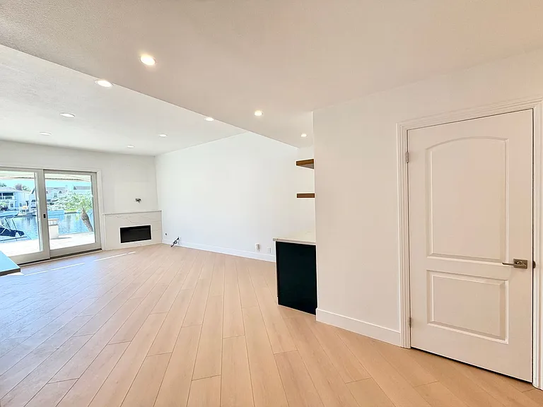 21676 Superior Ln — Photo 9