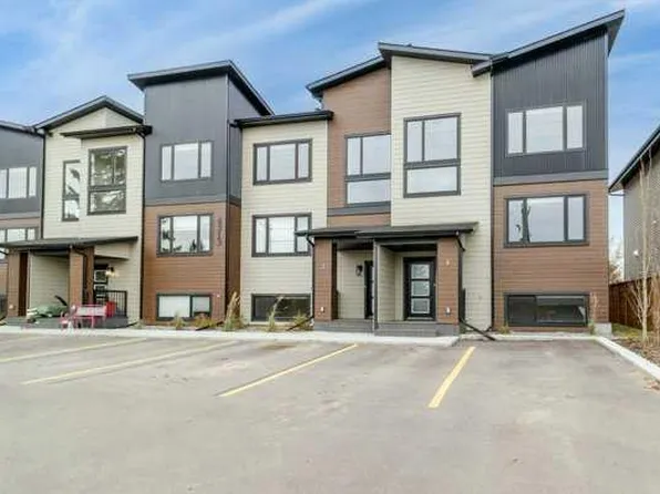 4313 W 48th Ave #1, Sylvan Lake, AB T4S 1N5