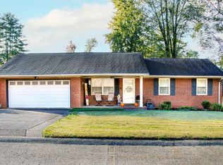 7555 Gourley Ln, Newburgh, IN 47630