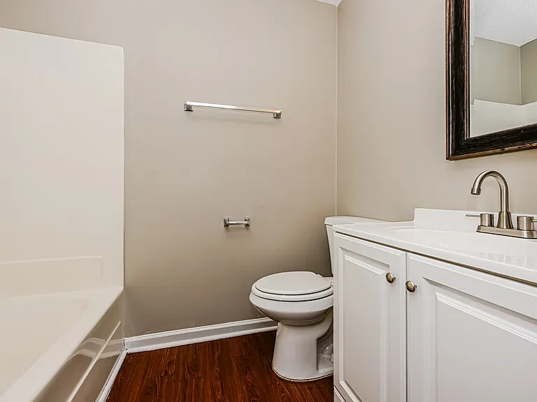 1161 Salisbury Trl — Photo 9
