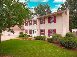 23725 Ridgemont Ln, Elkhart, IN 46516