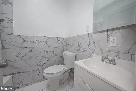 3 bed, 1416 sqft, $1,900 — Photo 4