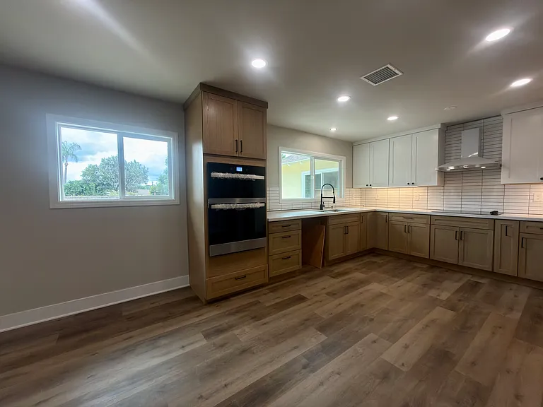 831 Monticello Dr — Photo 16