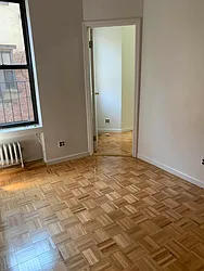 Rented by M.Grossman R.E. Management