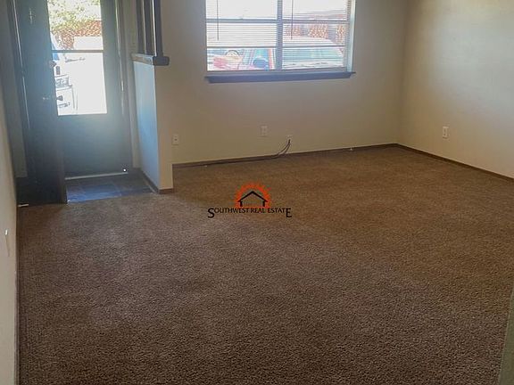 3rd image of 2109 Gladstone St #8