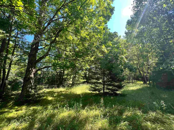 N8198 Sebero Rd, Porterfield, WI 54159