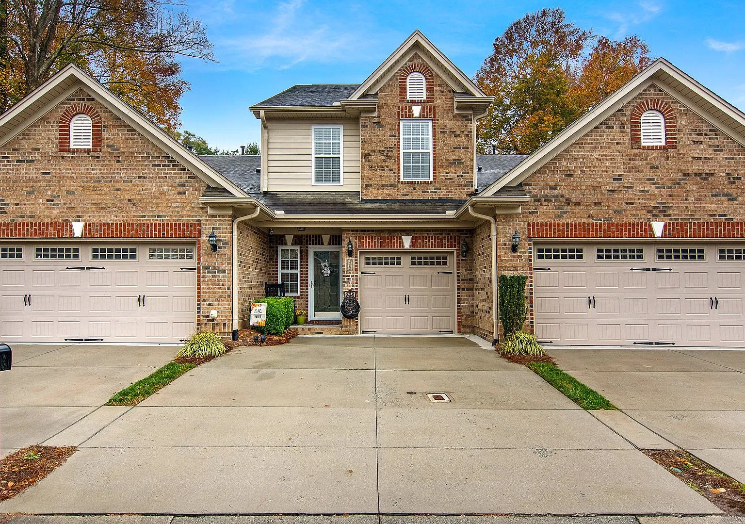 Fully Furnished 3BR Townhome with Utilities Included — Photo 1