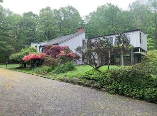 36 Buckingham Dr, Alpine, NJ 07620