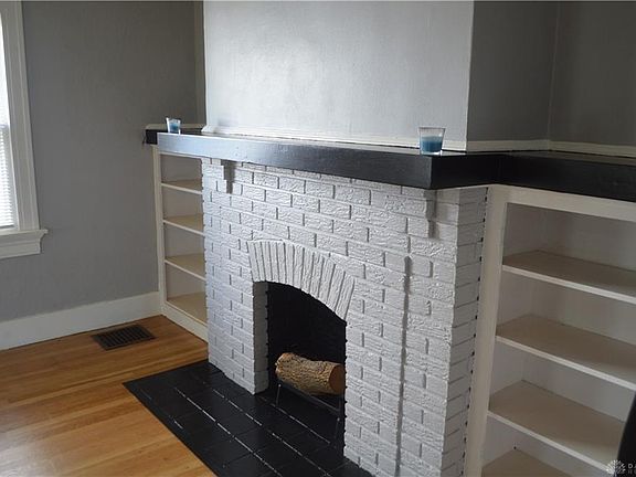 4th image of 415 W Norman Ave