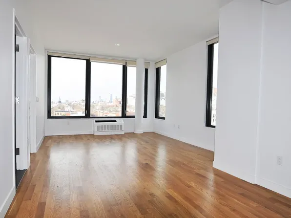 316 Bergen Street image 1 of 25