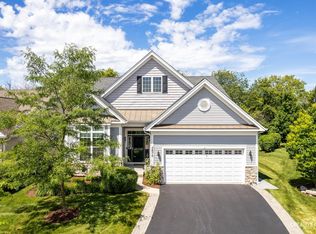 3872 Eagle Ridge Dr, Elgin, IL 60124