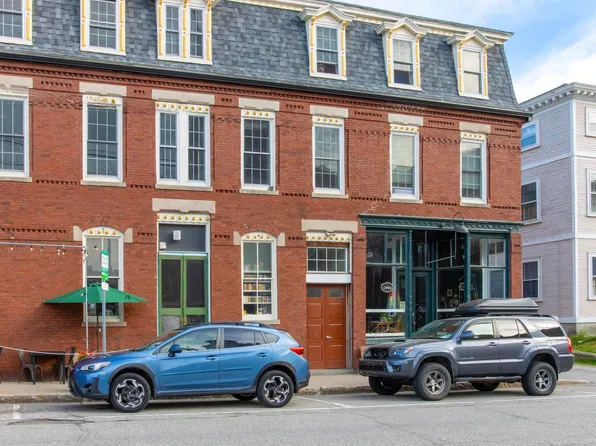 282 Central Avenue #5, Dover, NH 03820-4179