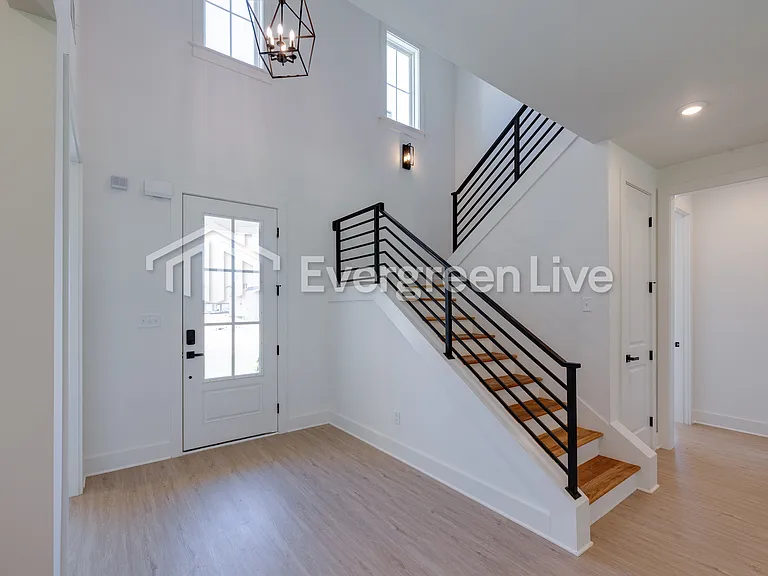 4093 McSwain Cv — Photo 4