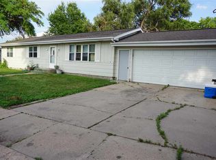 2759 Saint Francis Dr, Columbus, NE 68601