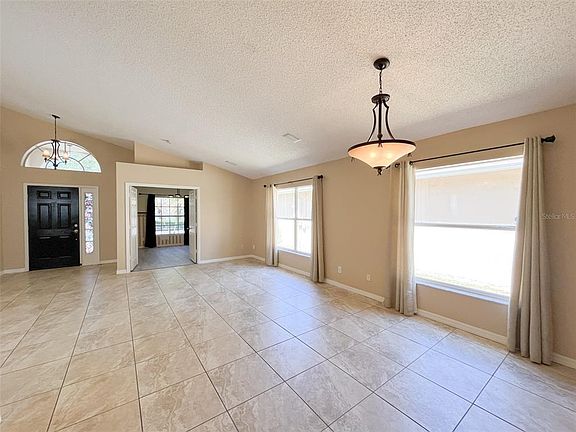 2nd image of 4397 KING EDWARD DRIVE