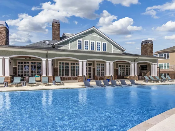 Residences at Shiloh Crossing