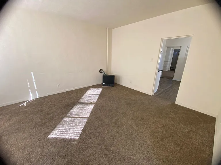 715-725 Copper Ave NW — Photo 5