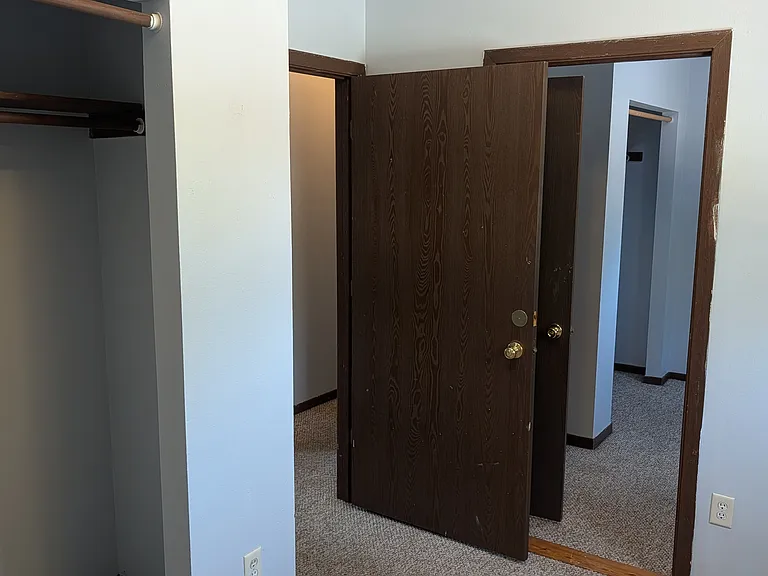 503 Scott Ave #2 — Photo 18