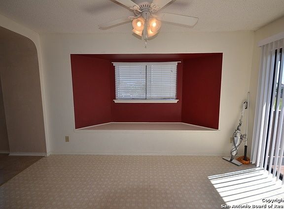 4th image of 5806 Encanto Point Dr
