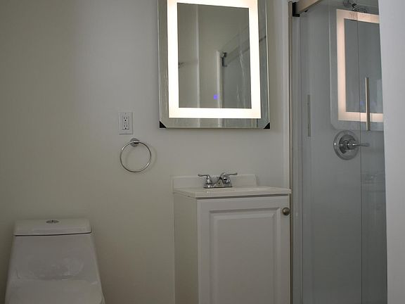 5th image of 5331-1 Veloz Ave