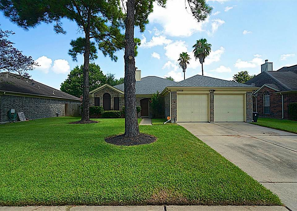 1st image of 17418 Eastwood Cir