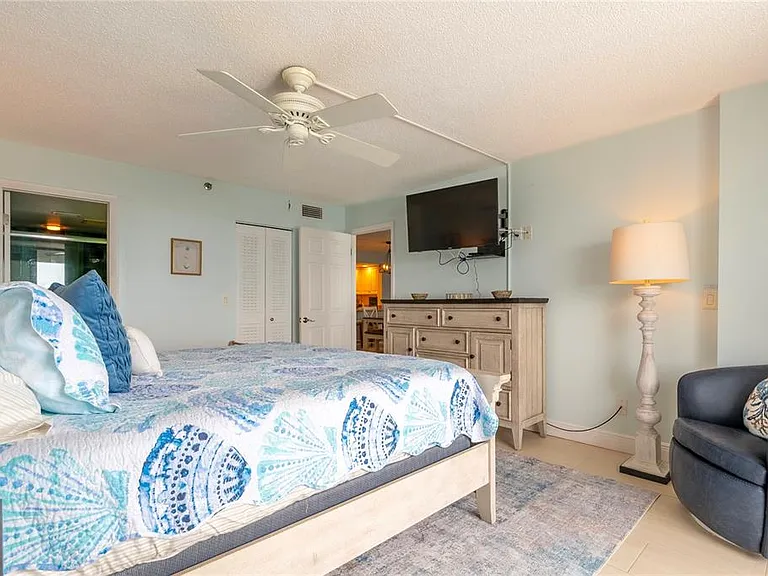 17900 Gulf Blvd #11C — Photo 33