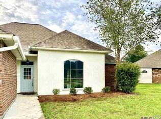 38683 Red Bud Ln, Denham Springs, LA 70706