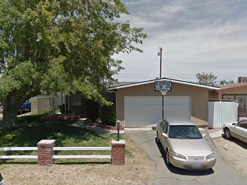 1st image of 1533 E Avenue Q11