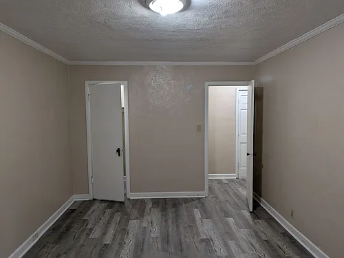 110 Blymyer Ave Photo 1