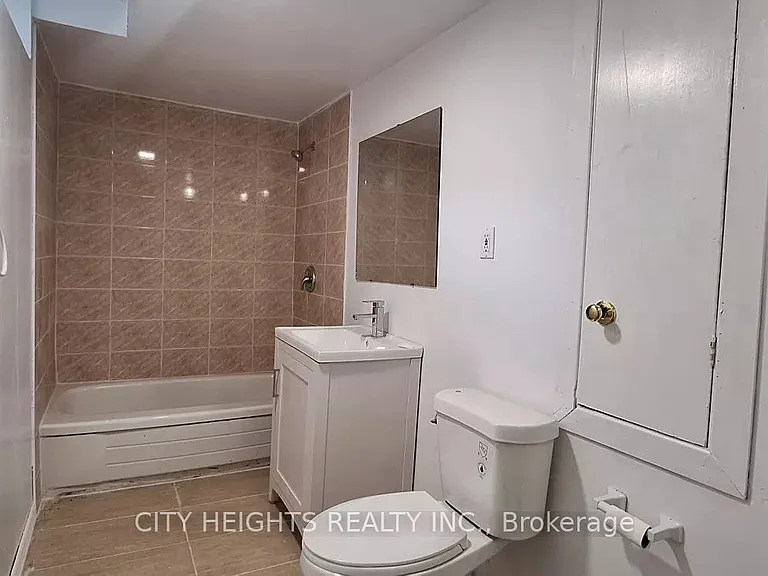 120 Littles Rd #BASEMENT — Photo 10