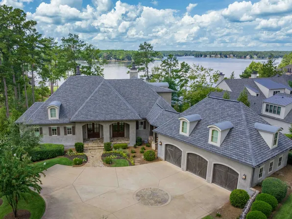 1041 W Vista Way, Greensboro, GA 30642