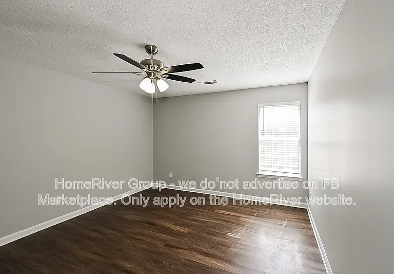 5467 Banbury Ave — Photo 13