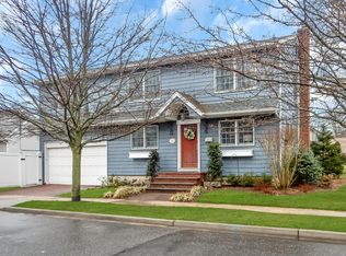 1715 Birch Dr, Merrick, NY 11566