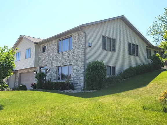 4th image of 108 Cody Dr