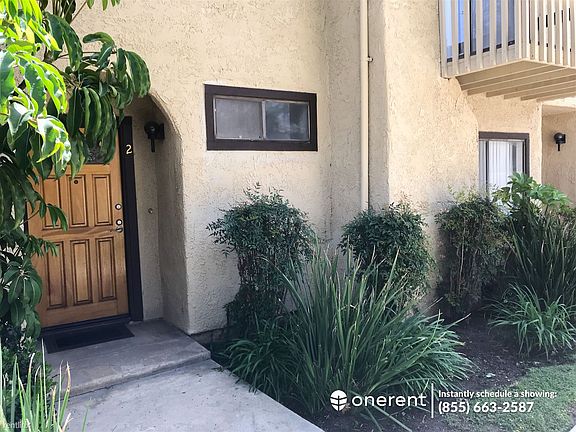 3rd image of 17420 Vanowen St