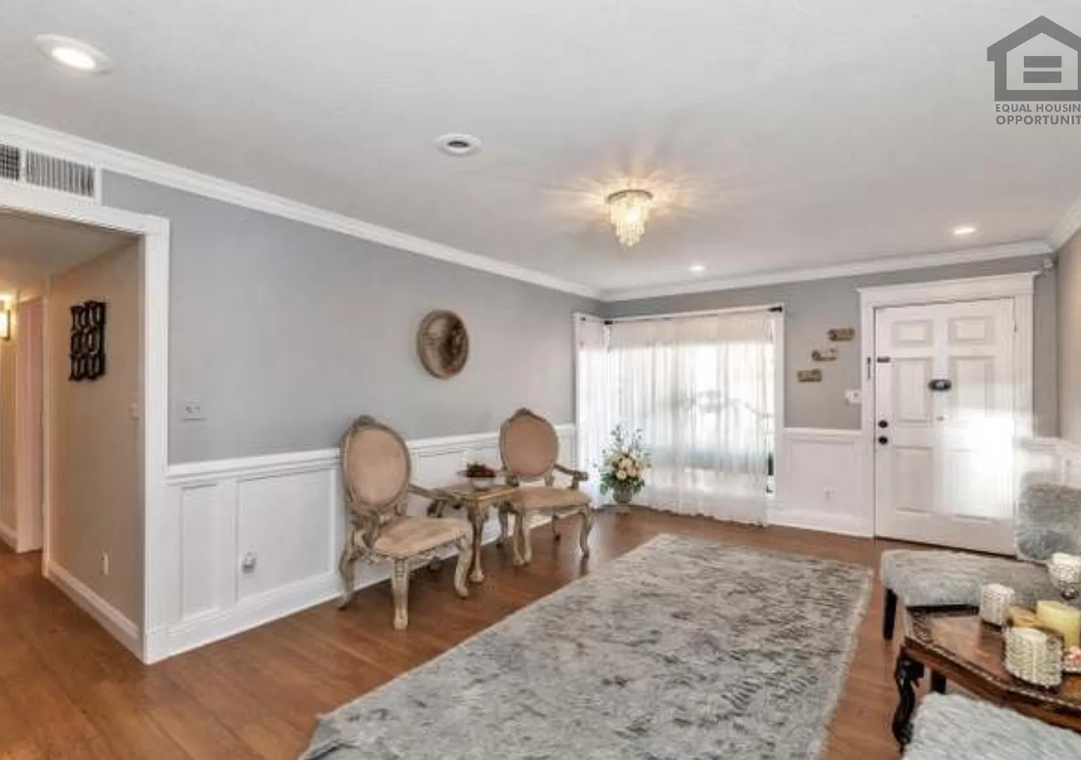 3bed/2bath House At 19th Ave/Loop 101! No Hoa! Corner Lot! — Photo 3