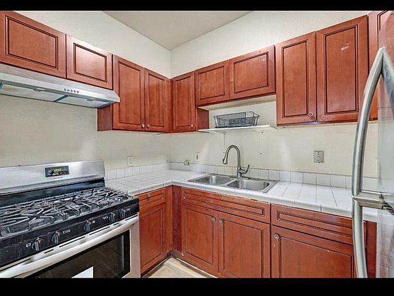 4th image of 2422 E 24th St #2422