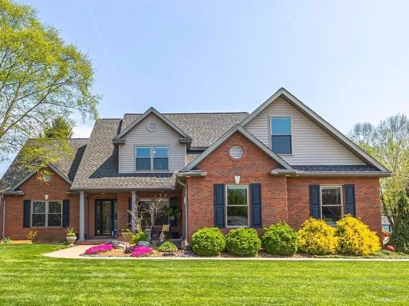 880 N Evergreen Dr, Jasper, IN 47546