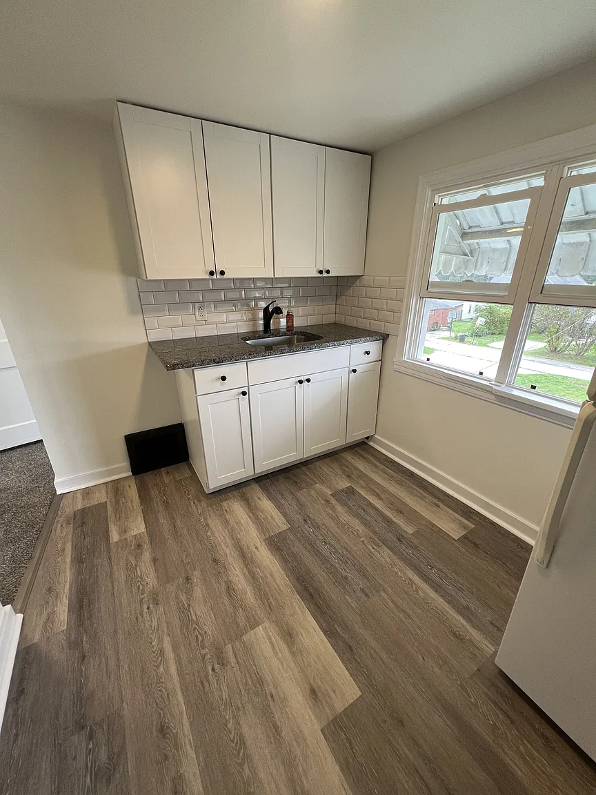 516 Sewickley St #2 photo 1