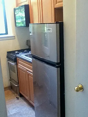 Sold by Manhattan Network Inc. | media 10