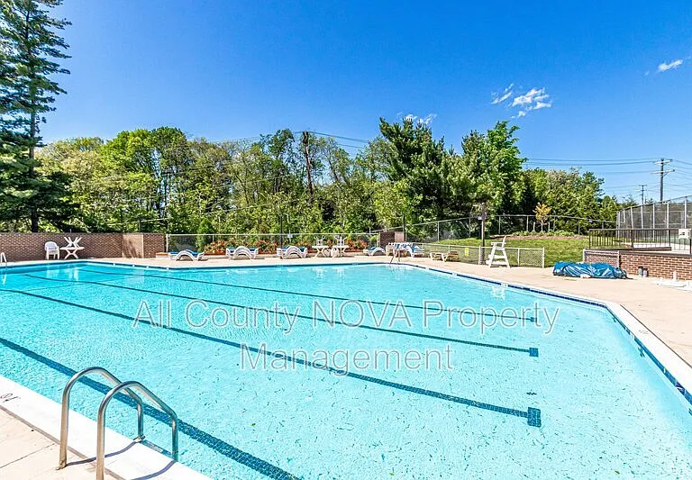 3800 Powell Ln #727 — Photo 39