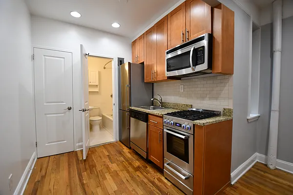 Rented by Corcoran | media 20