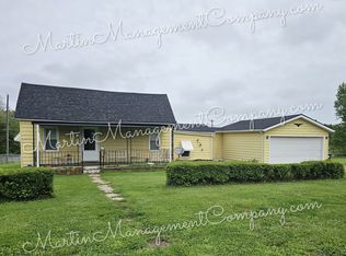 316 W Henry St, Sedalia, MO 65301