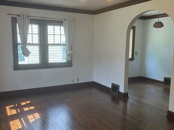 2nd image of 1427 S 42nd St
