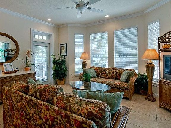 4th image of 1325 Gulf Dr N #163