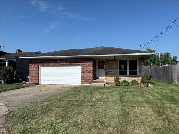 1882 Gless Ave, Akron, OH 44301