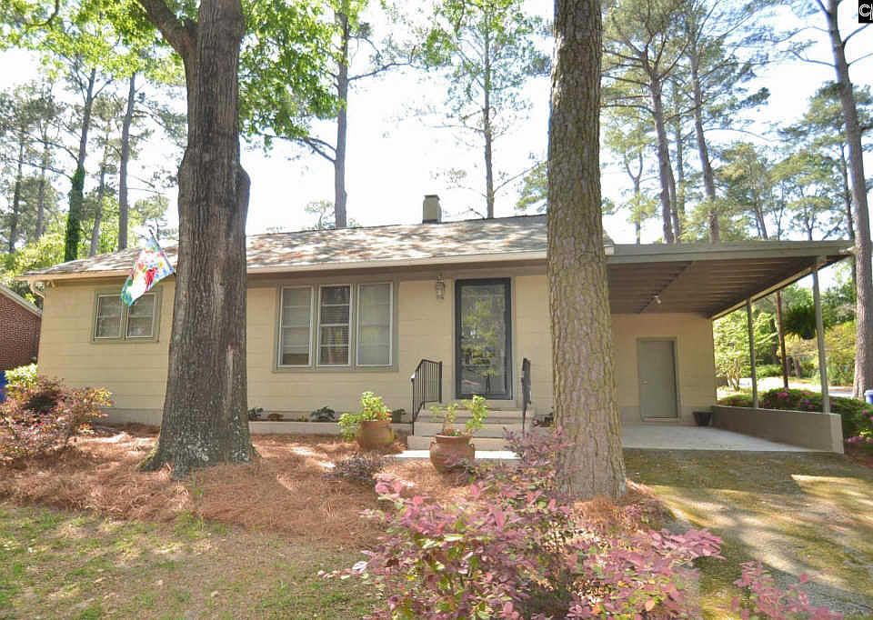 1st image of 801 Deerwood St