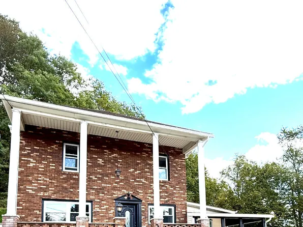 16 Shannon St, Simpson, PA 18407