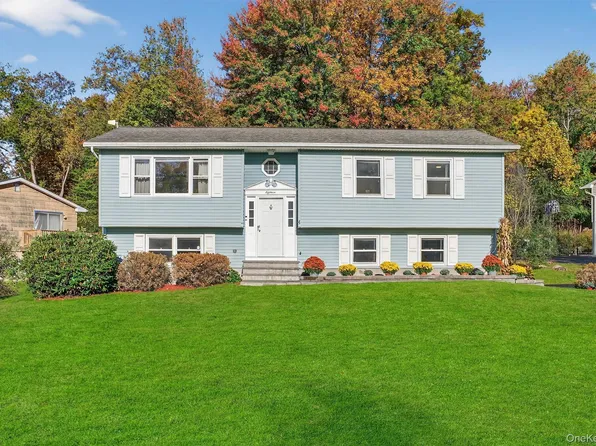 18 Rondack Road, Middletown, NY 10941