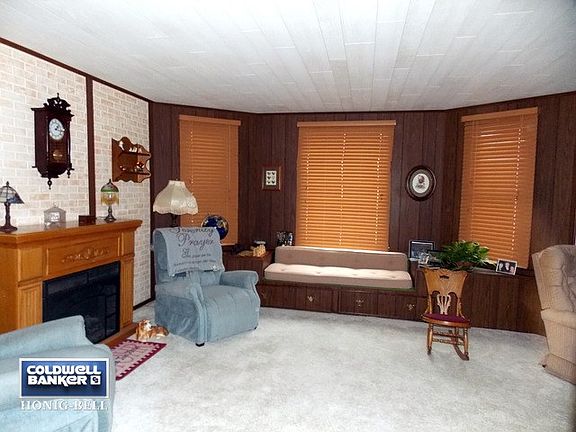4th image of 1044 Creve Coeur St